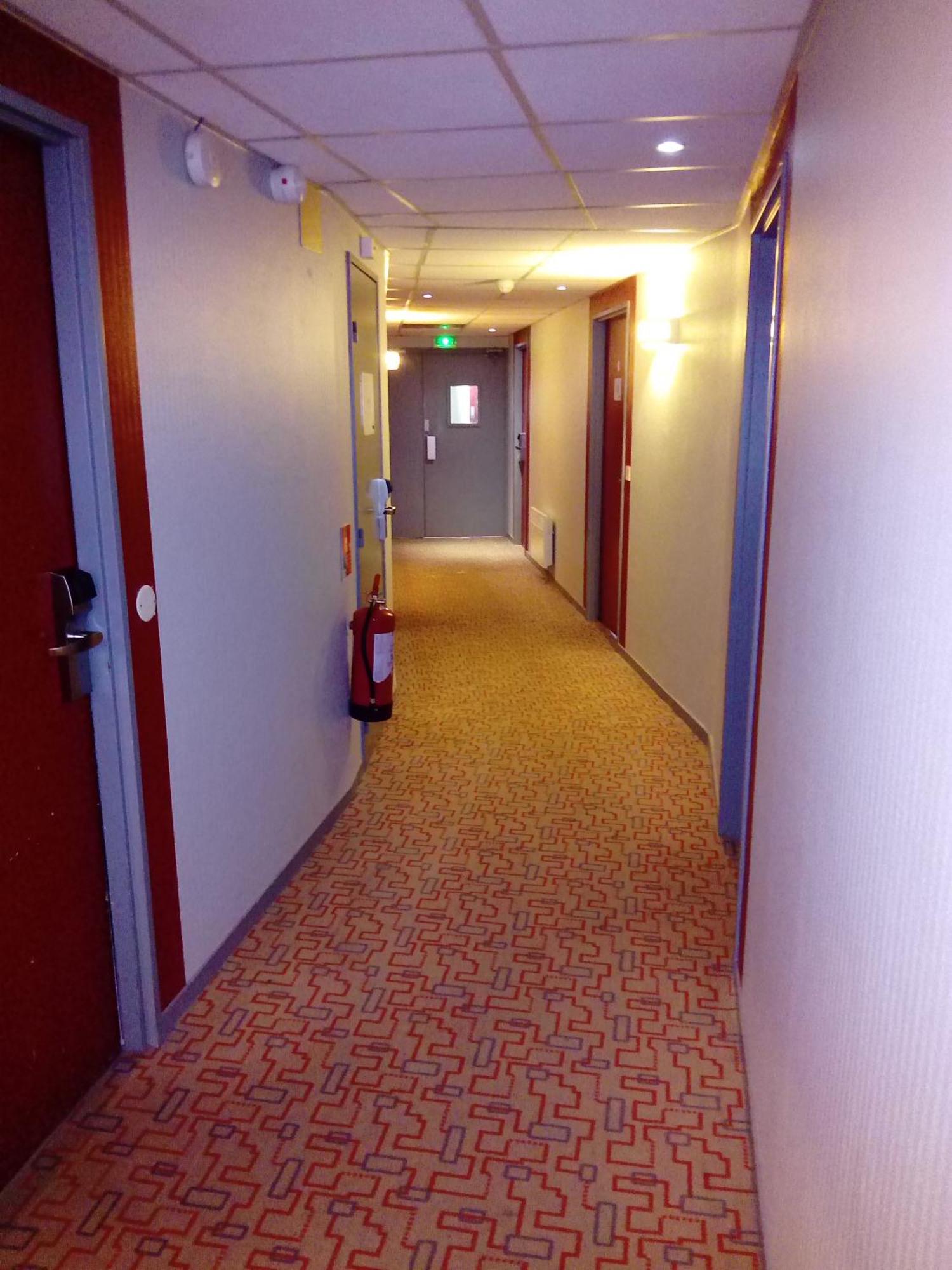 Hotel B Troyes Aeroport