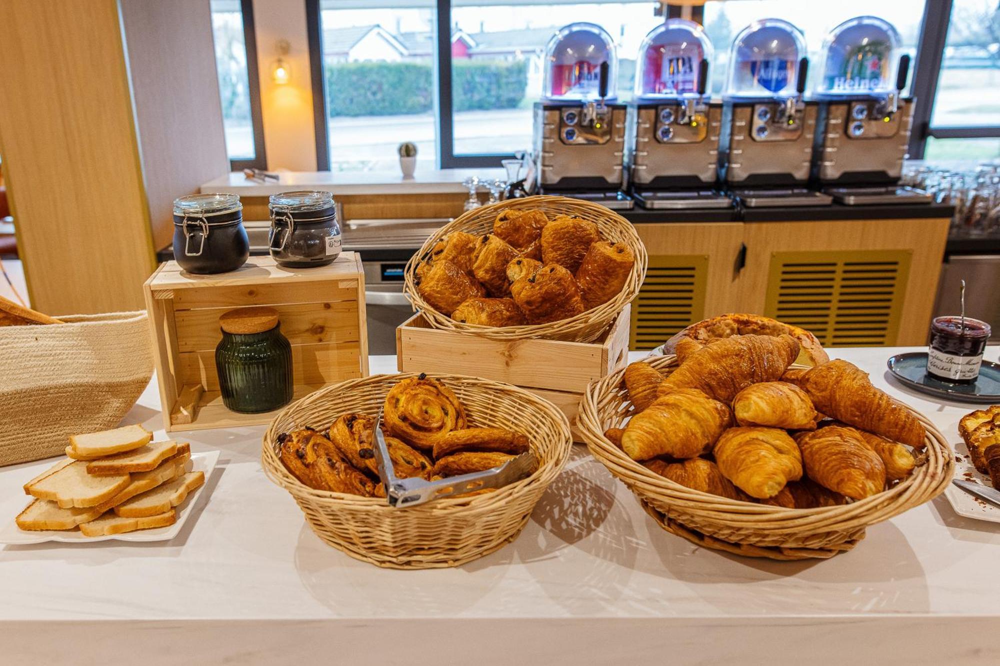 B Troyes Aeroport Hotel
